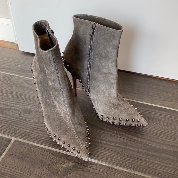 Christian Louboutin Shoes - Christian Louboutin Cendre Suede/Gunmetal Spiked Willetta 100 Ankle Boots Sz 38